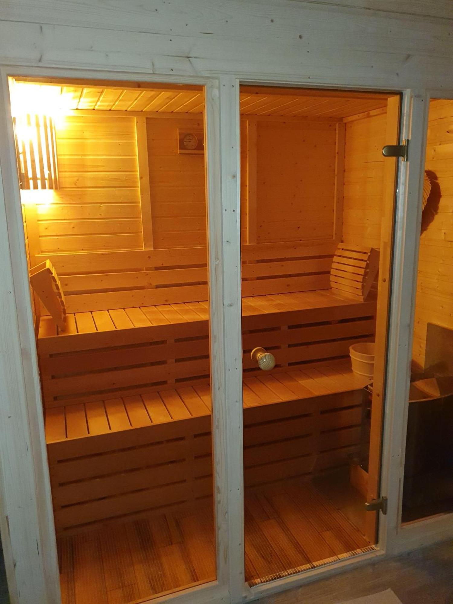 Idyllisches Blockbohlenhaus Mit Eigenem Garten Und Sauna Zum Wohlfühlen Martensrade